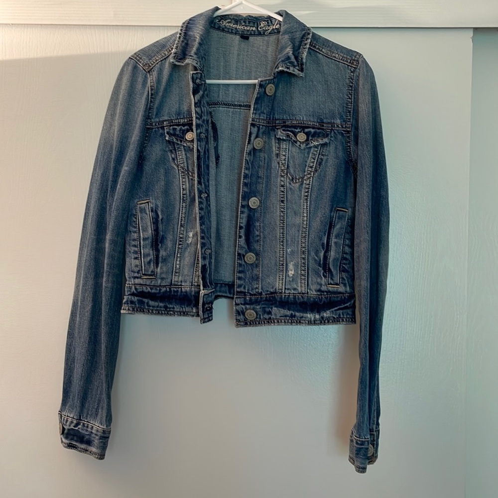 American Eagle Outfitters Jean Jacket Medium